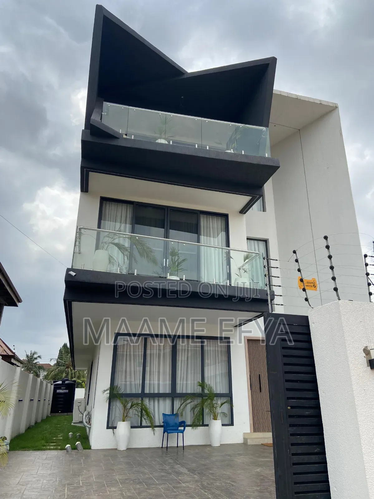 4bdrm House in Adjiringanor Ability, East Legon for sale