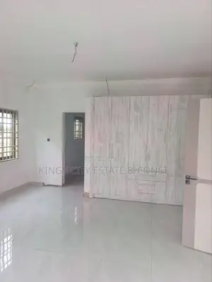 4bdrm House in Canada (Kings City, Pokuase for sale