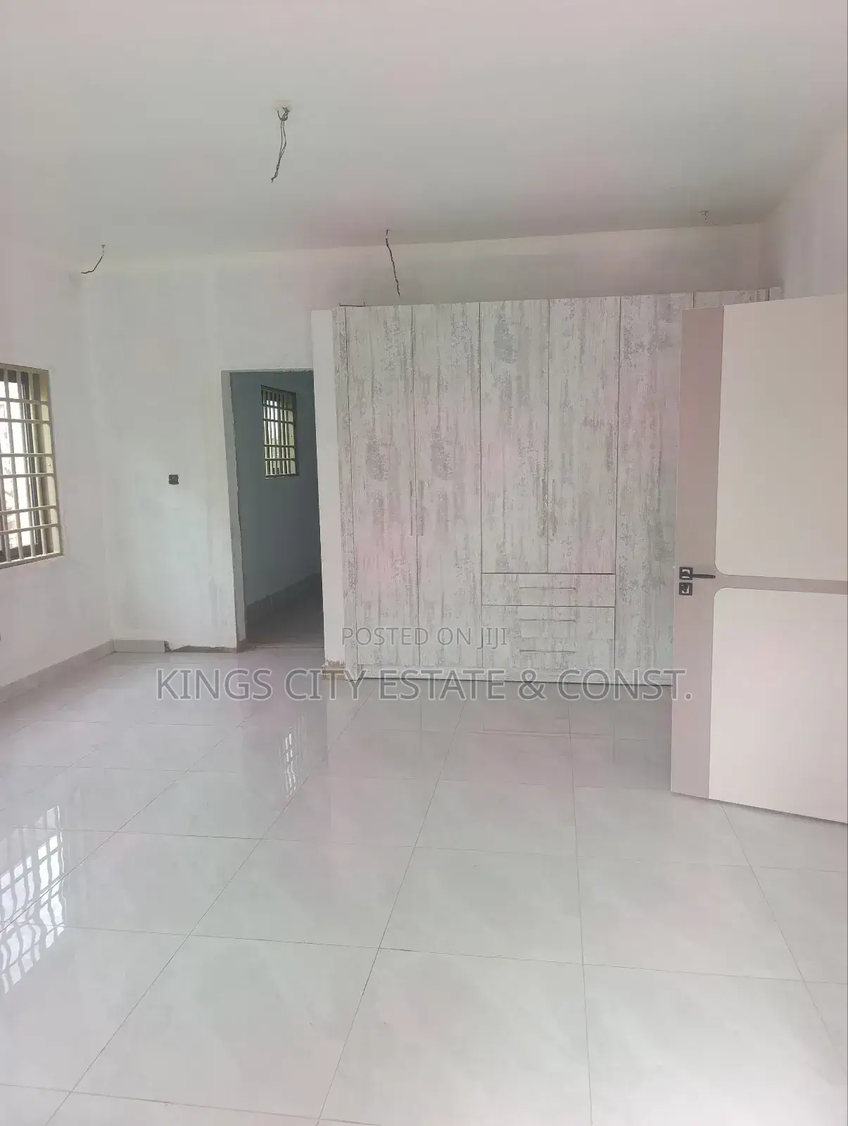 4bdrm House in Canada (Kings City, Pokuase for sale