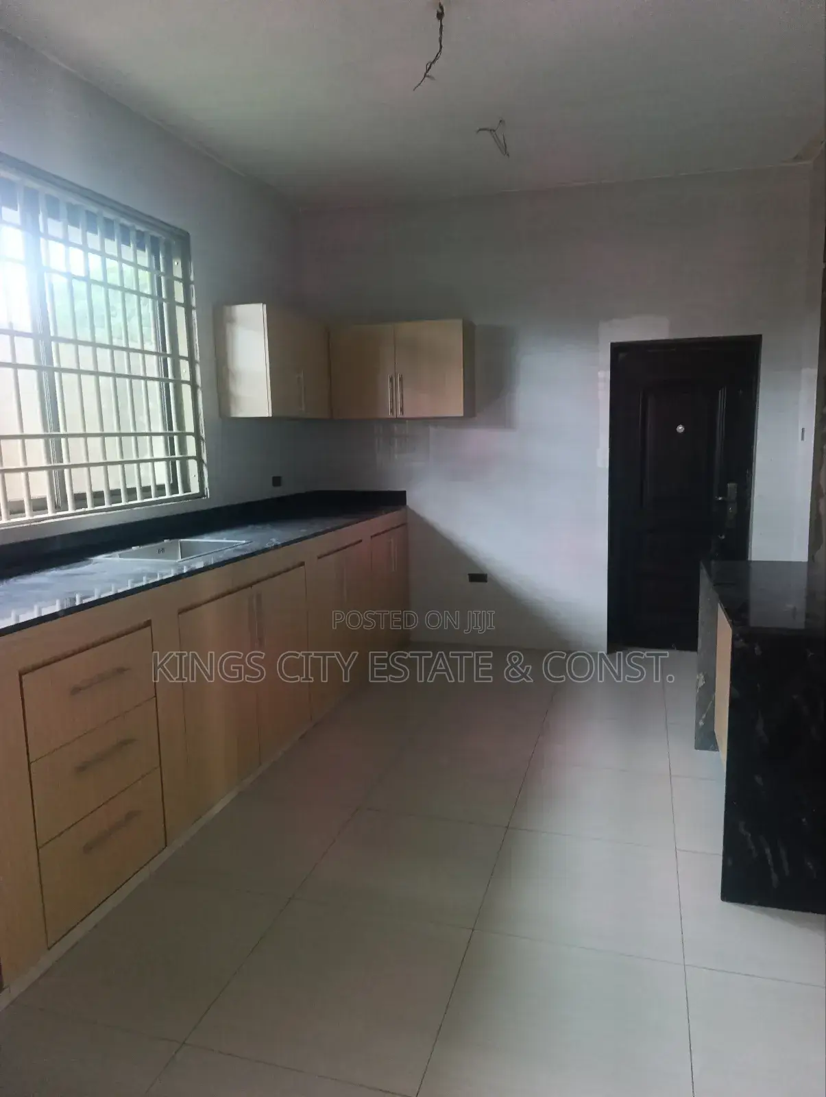 4bdrm House in Canada (Kings City, Pokuase for sale