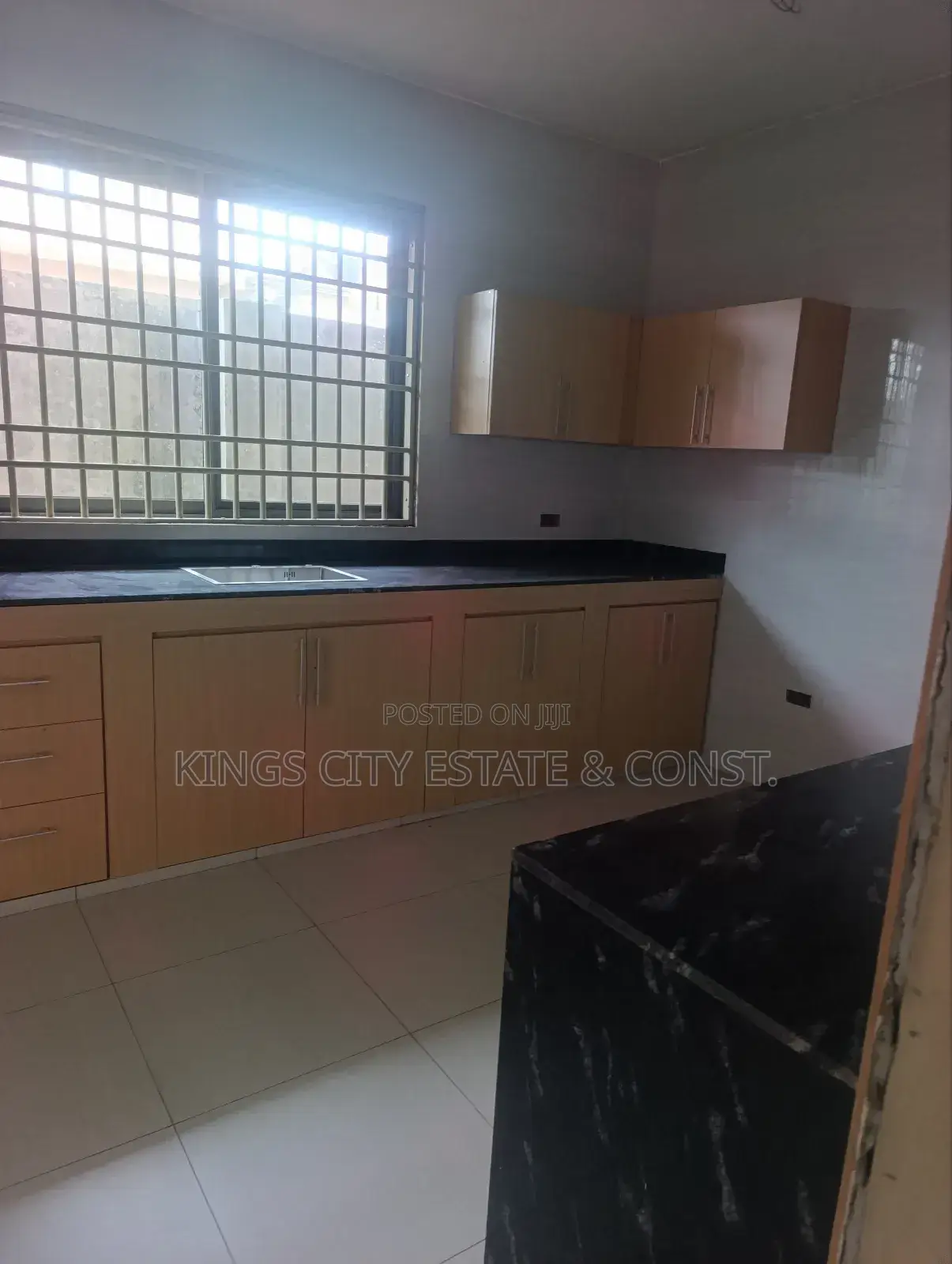 4bdrm House in Canada (Kings City, Pokuase for sale