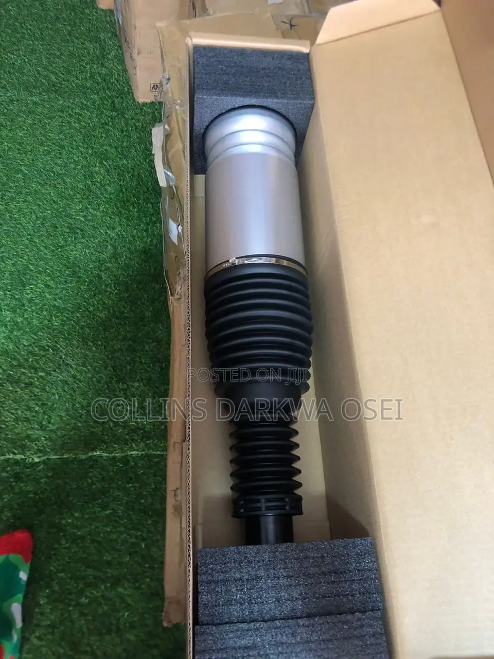 Land Range Rover L405 Front Left Air Suspension Shock  2-21