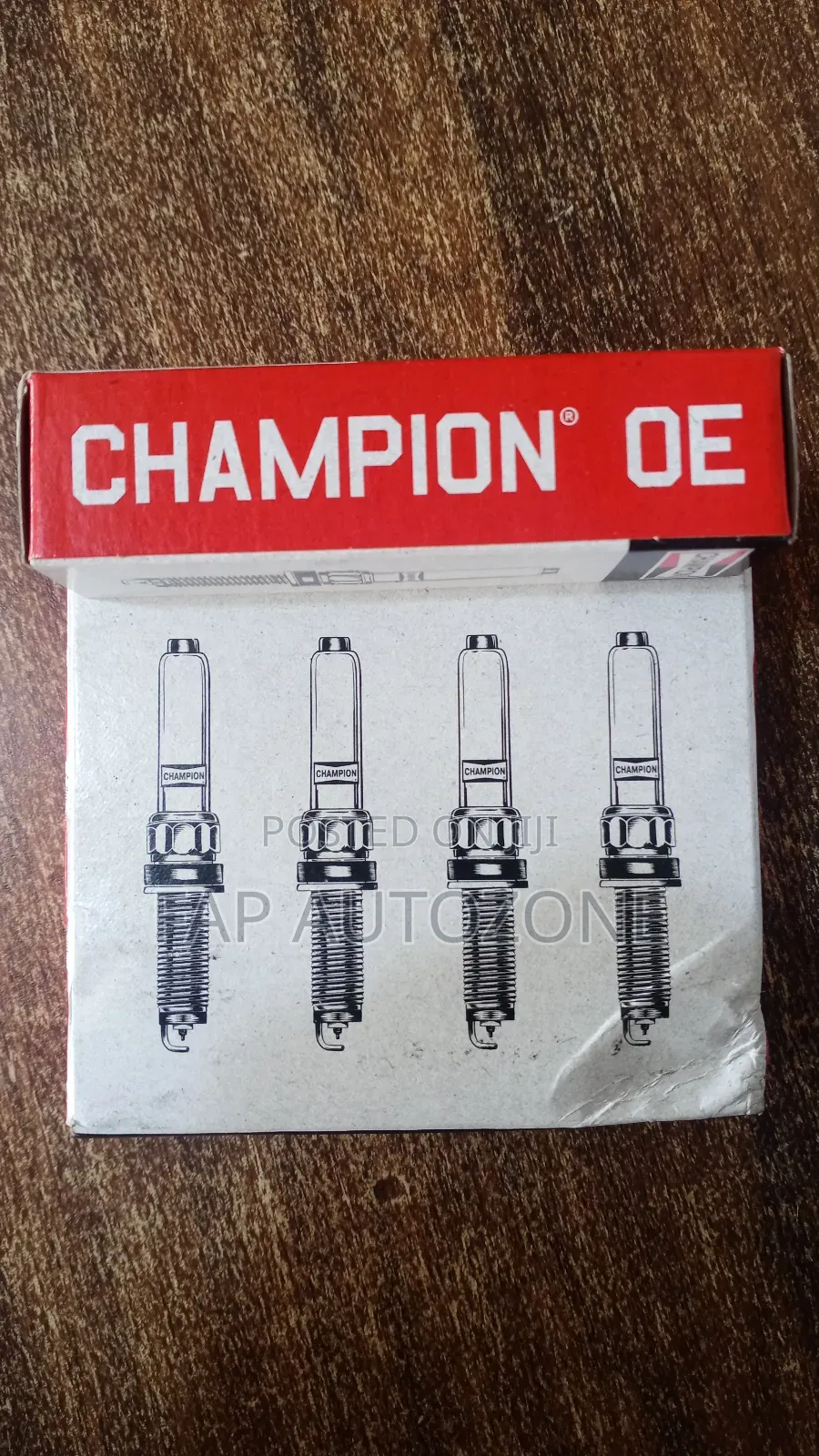 10566. Original Champion Spark Plugs From the Usa. 9407