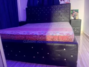 King Size Bed With Mattress
