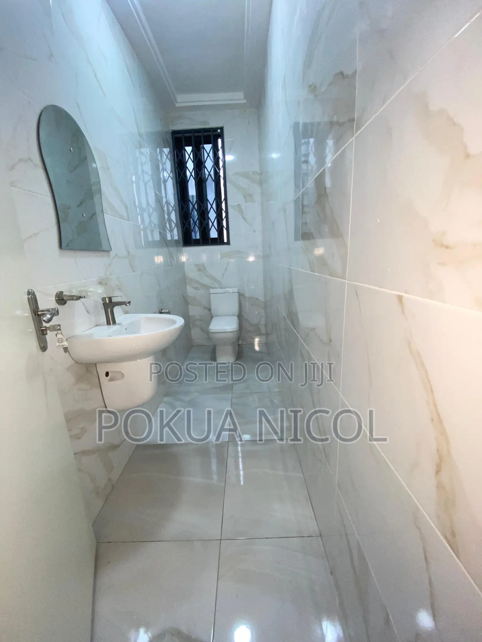 3bdrm Duplex in Franko Estate, Pokuase for sale