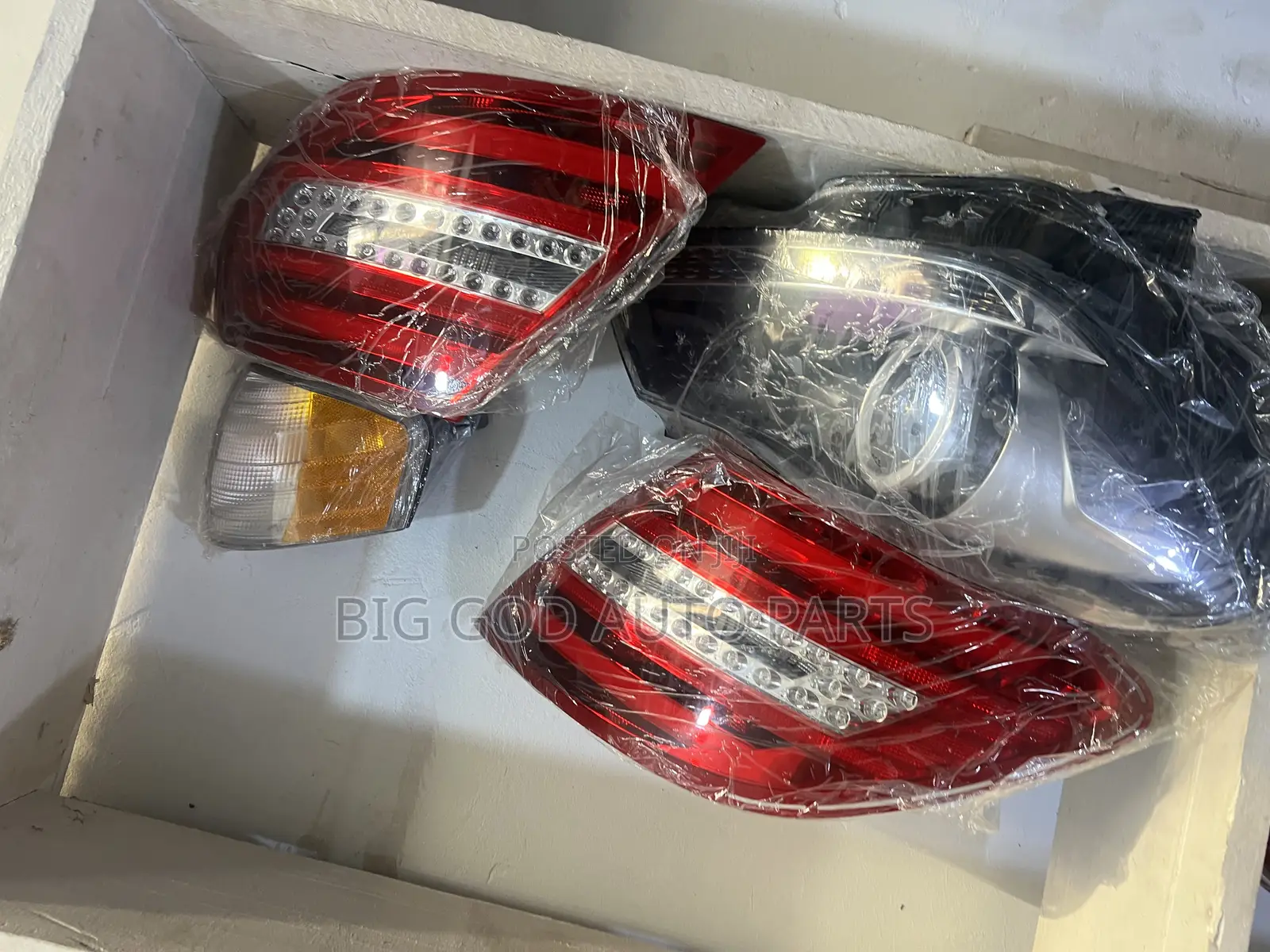 Mercedes Benz C250 Taillight Pair Available