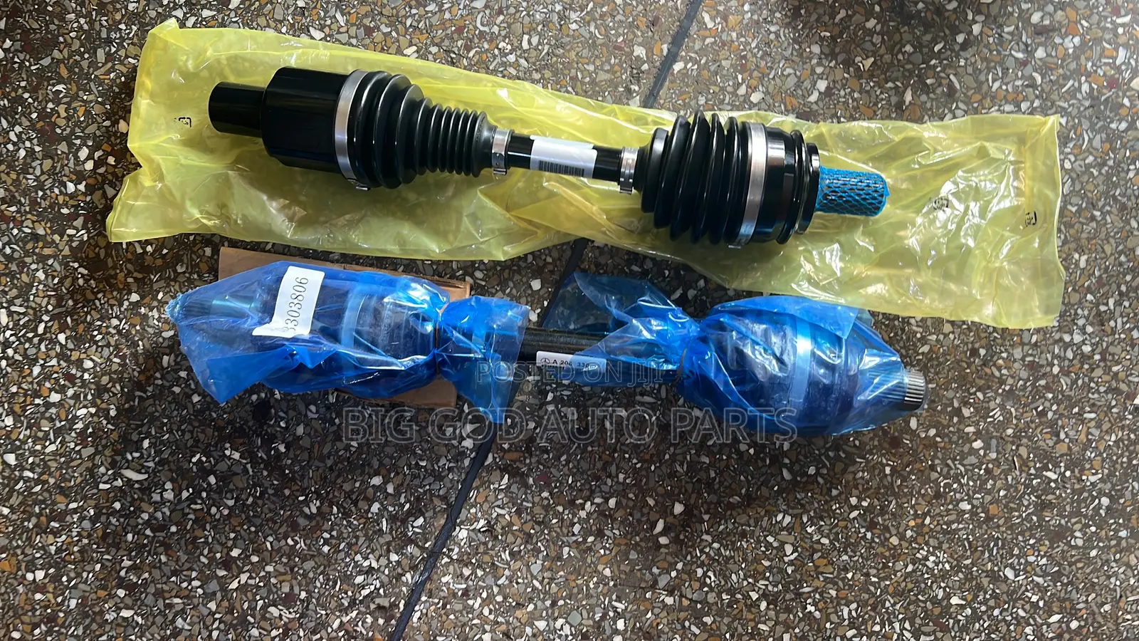 Mercedes Benz C300 Shaft Pair Available