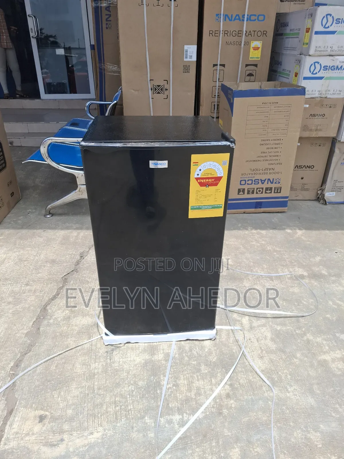 Lock Security Nasco Table Top Fridge 92ltrs