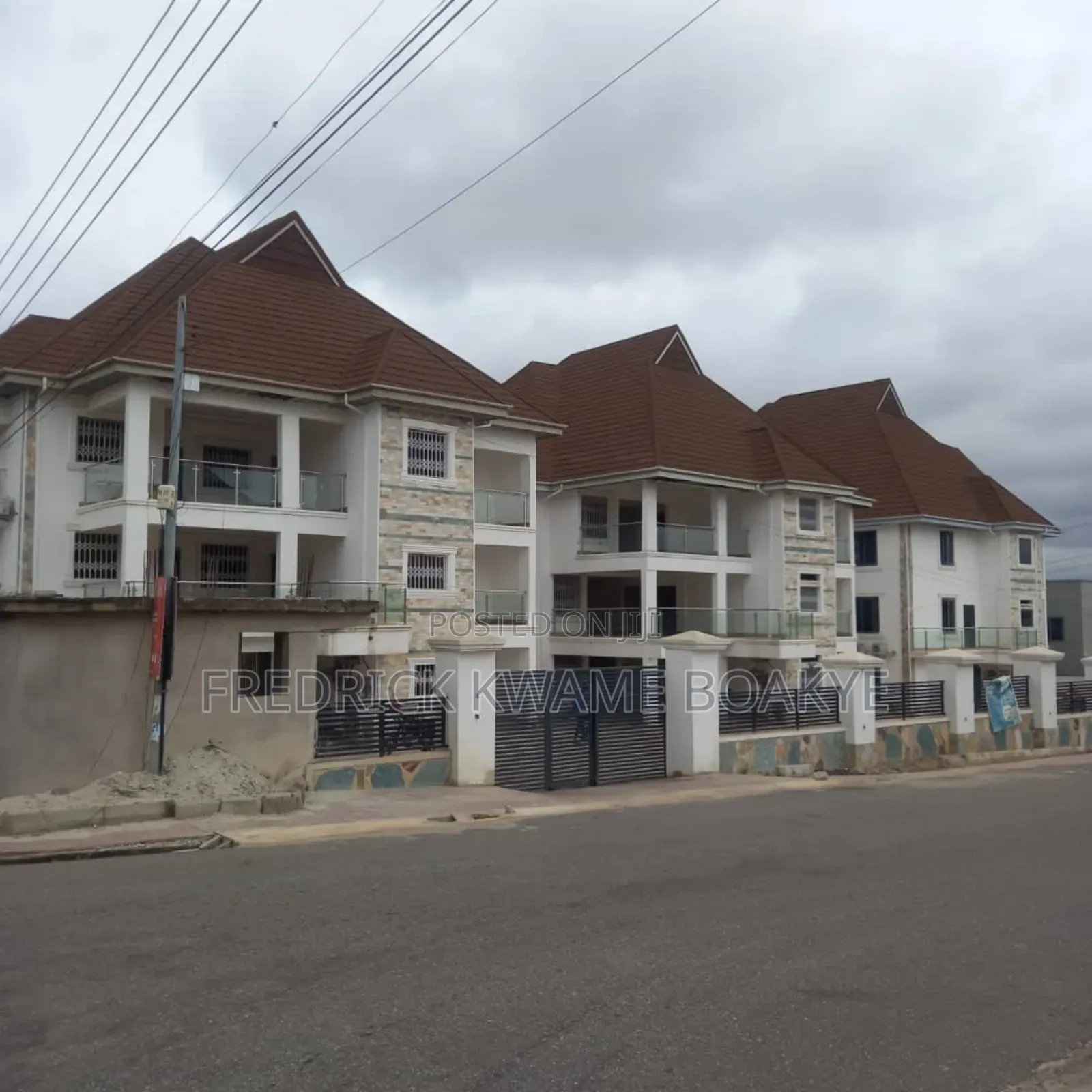 3bdrm Apartment in 3 Bedrooms Apartment, Kumasi Metropolitan for rent