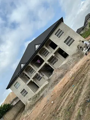 16bdrm Apartment in Asokore Mampong, Kumasi Metropolitan for sale