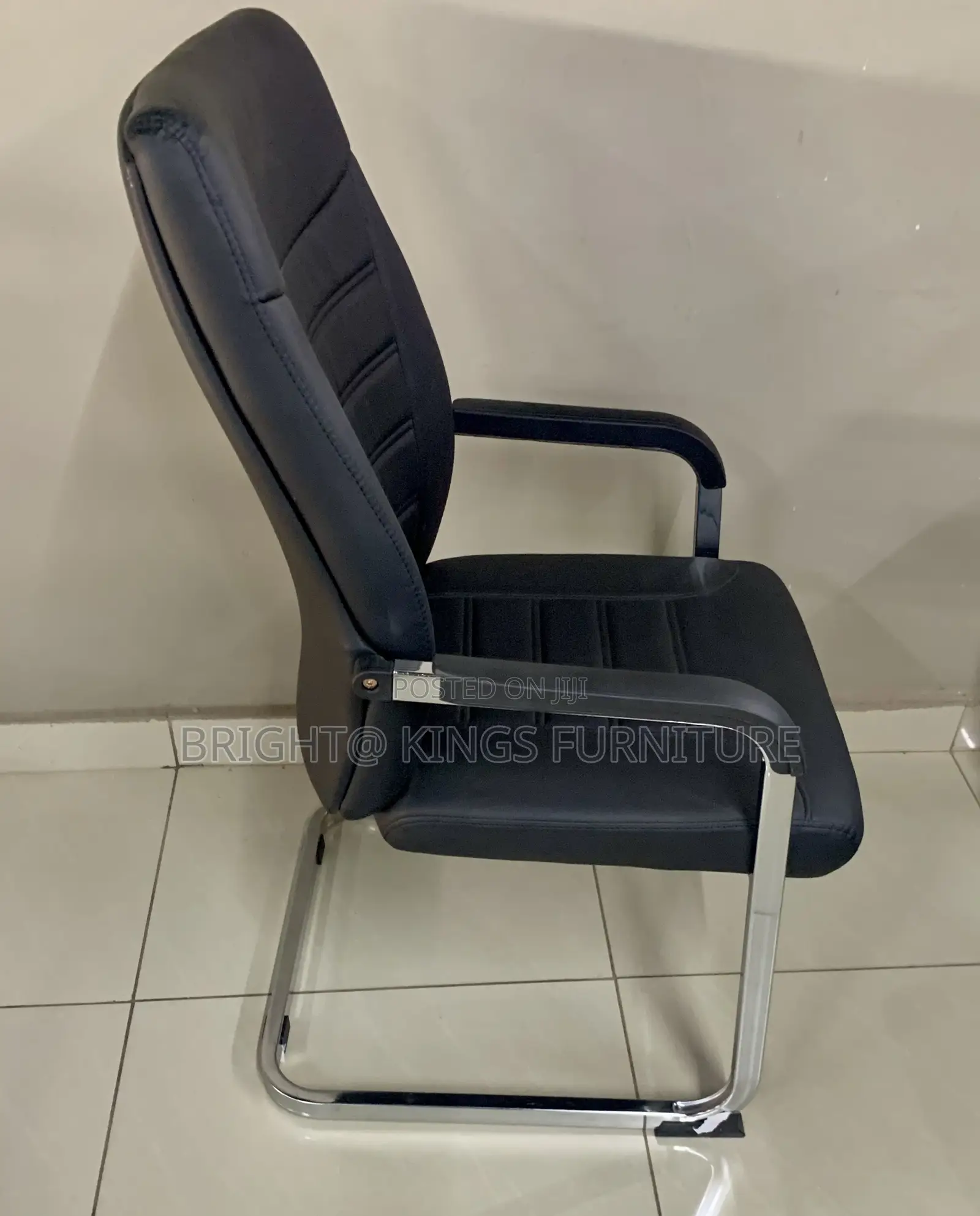Starker Chair