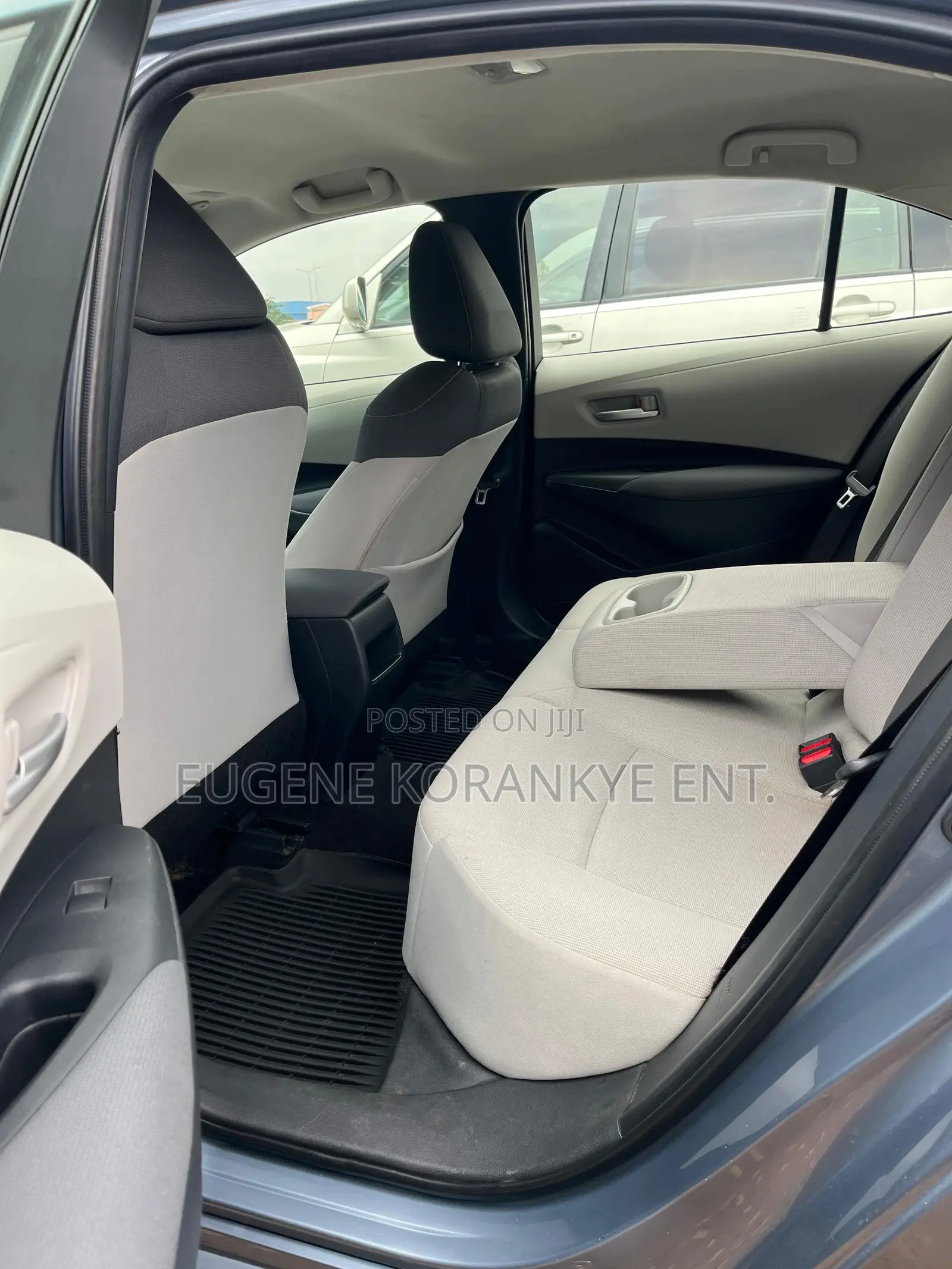 Toyota Corolla LE 2021 Blue