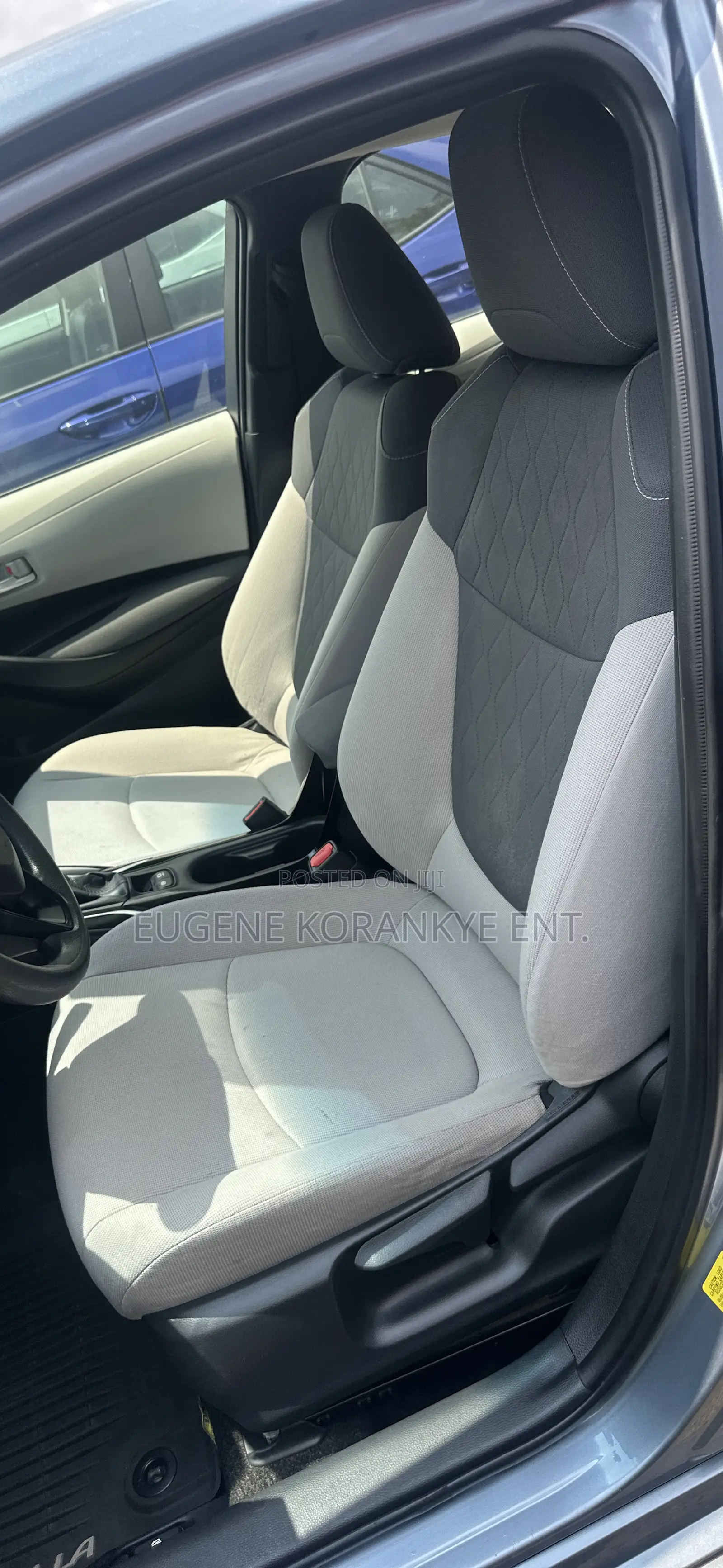 Toyota Corolla LE 2021 Blue