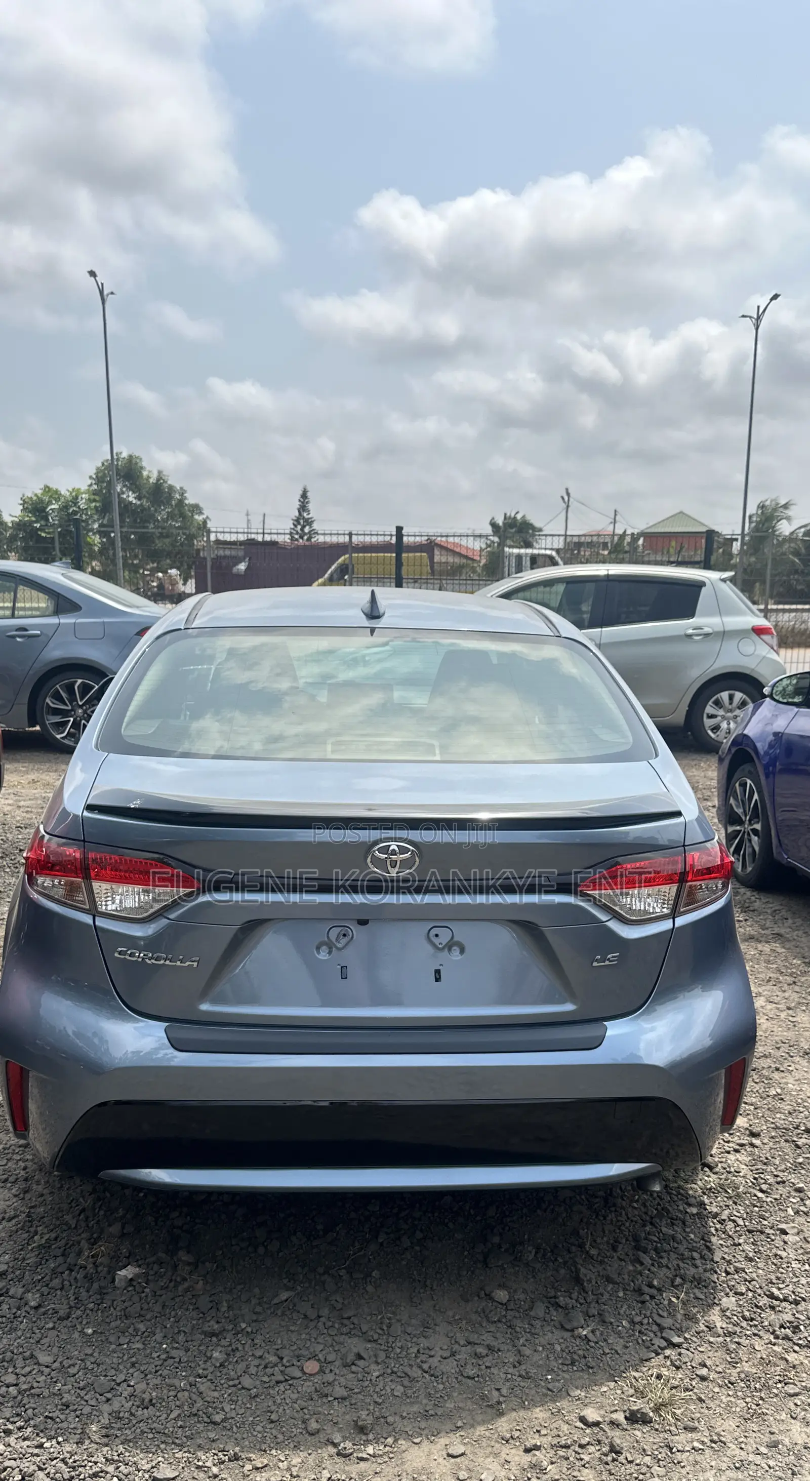 Toyota Corolla LE 2021 Blue