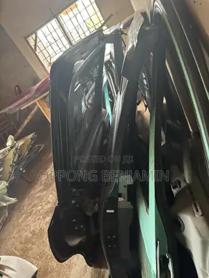 Toyota Voxy 2008-2013 Sliding Door