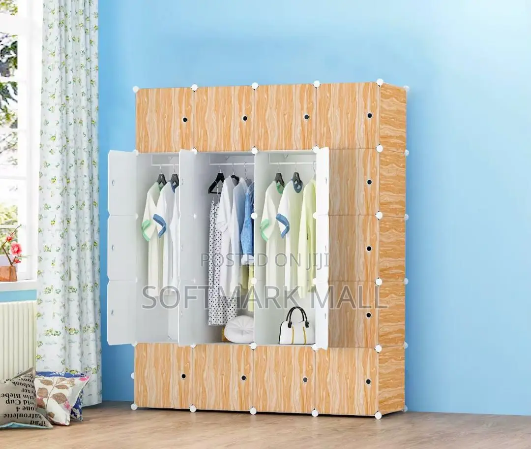 20 Cubes Wardrobe