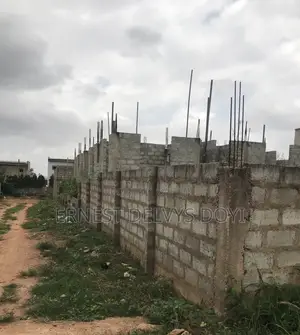 4bdrm Apartment in Abokobi, Pentecost for sale