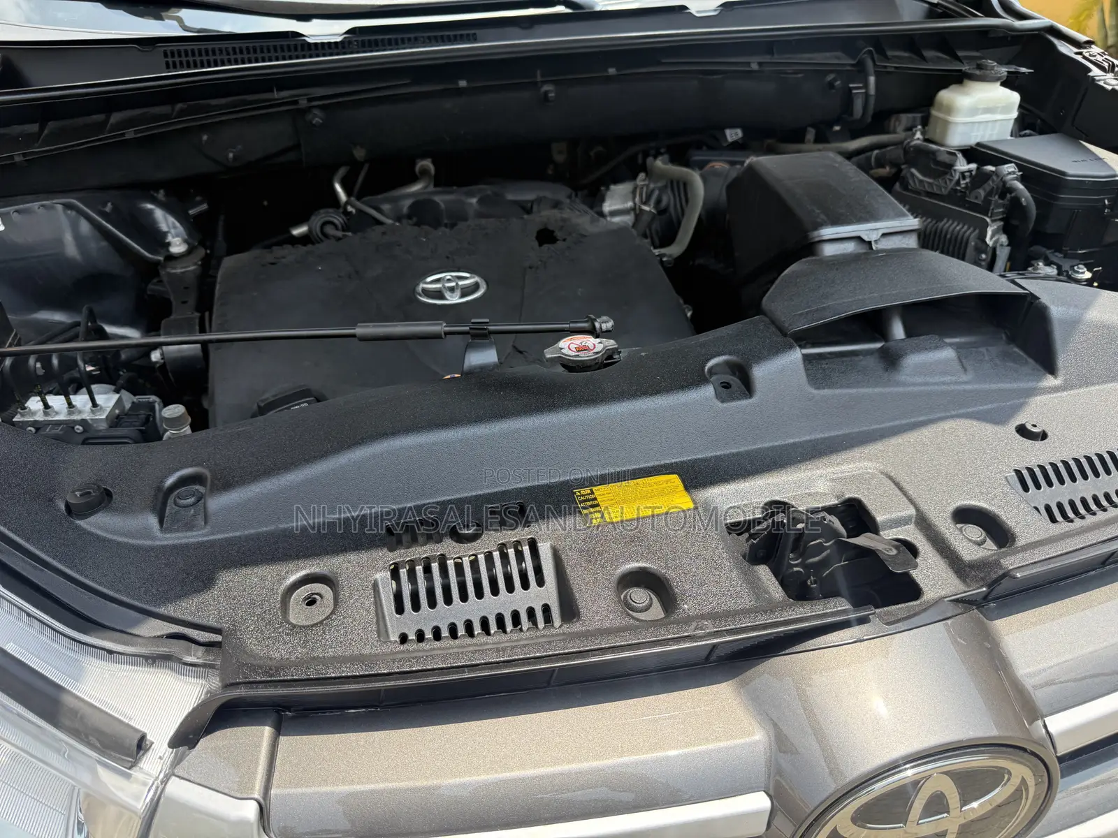 Toyota Highlander XLE V6 4x4 (3.5L 6cyl 6A) 2016 Black