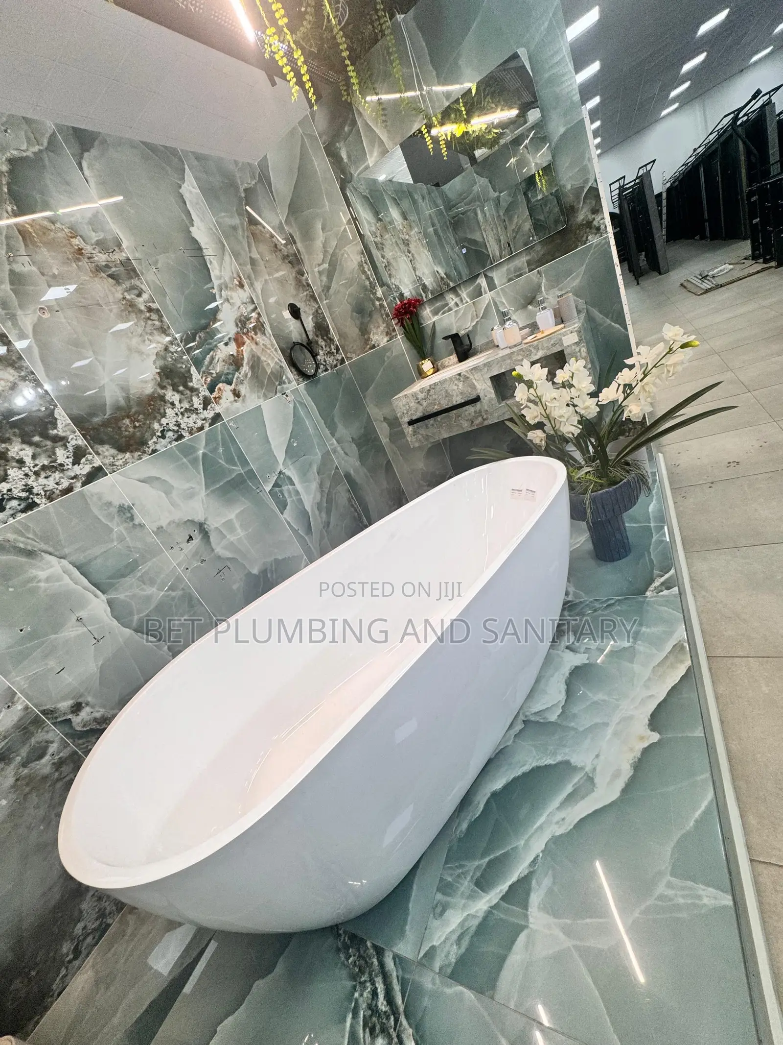 Jacuzzi Bathtub With Tap Complete_standing Bathtub