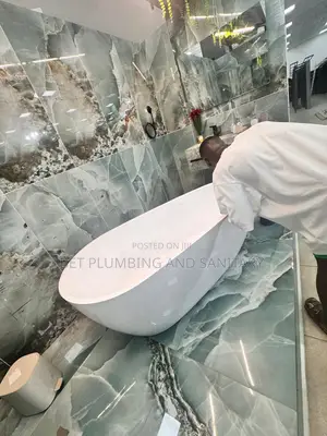 Jacuzzi Bathtub With Tap Complete_standing Bathtub