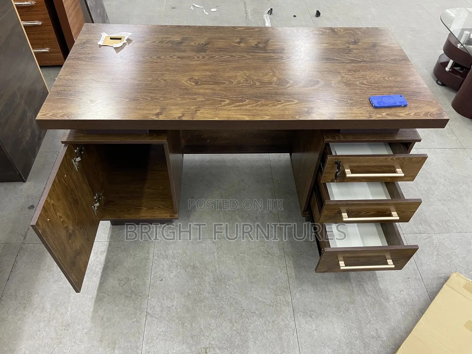 Office/Home Desk With Drawers
