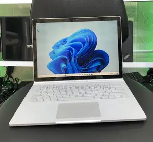 Laptop Microsoft Surface Book 2 8GB Intel Core I5 SSD 256GB