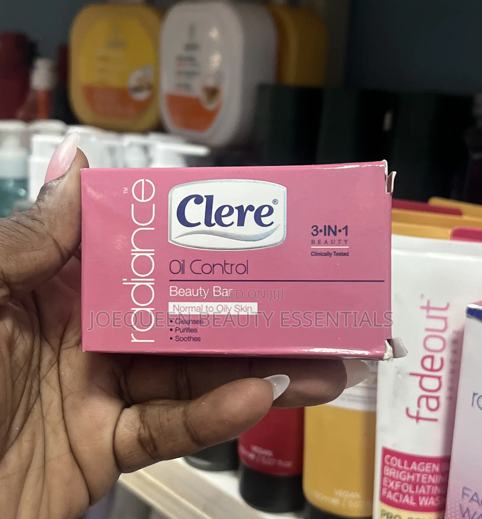 Clere Radiance Oil Control Beauty Bar