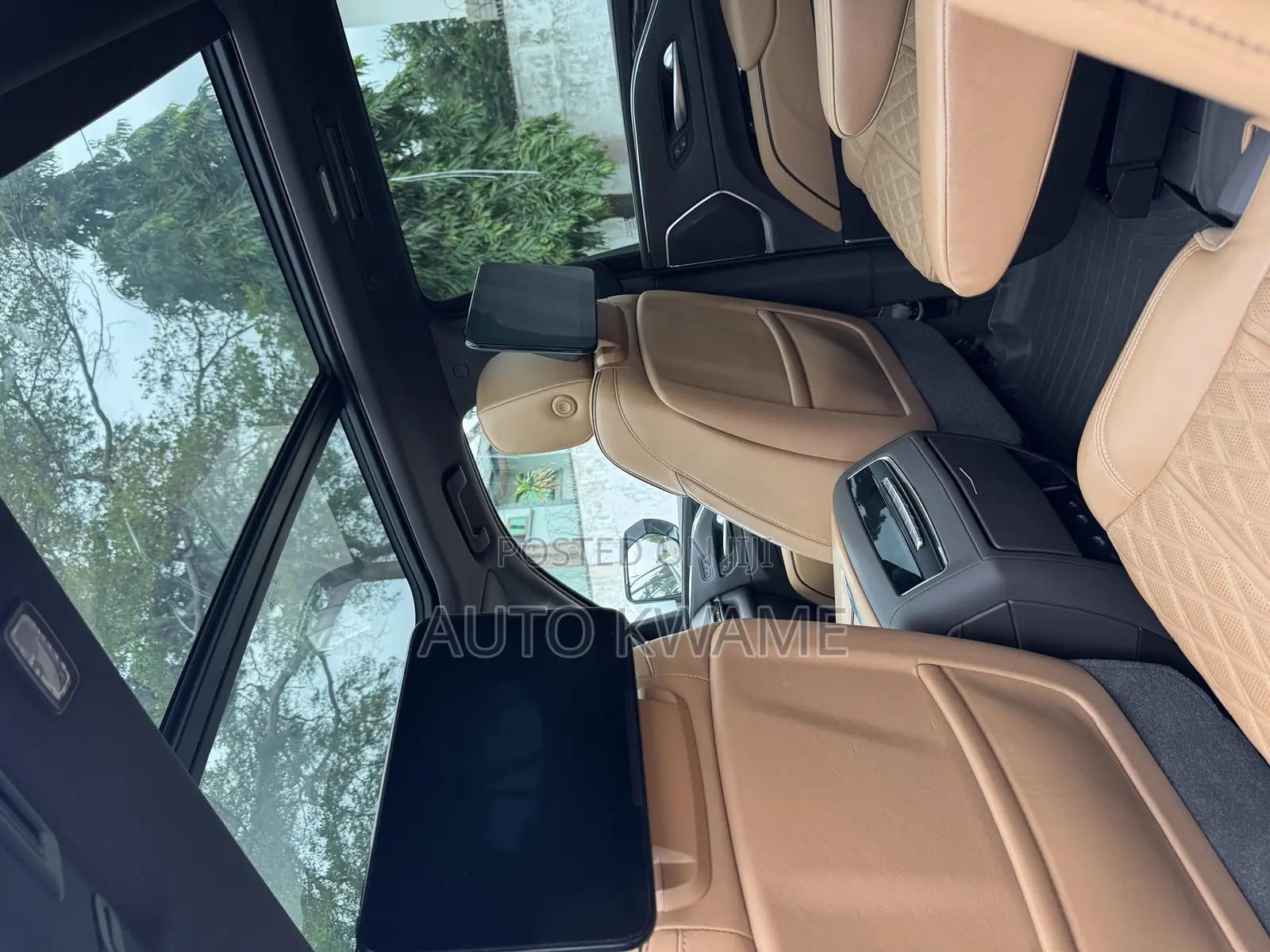 Cadillac Escalade 2021 White
