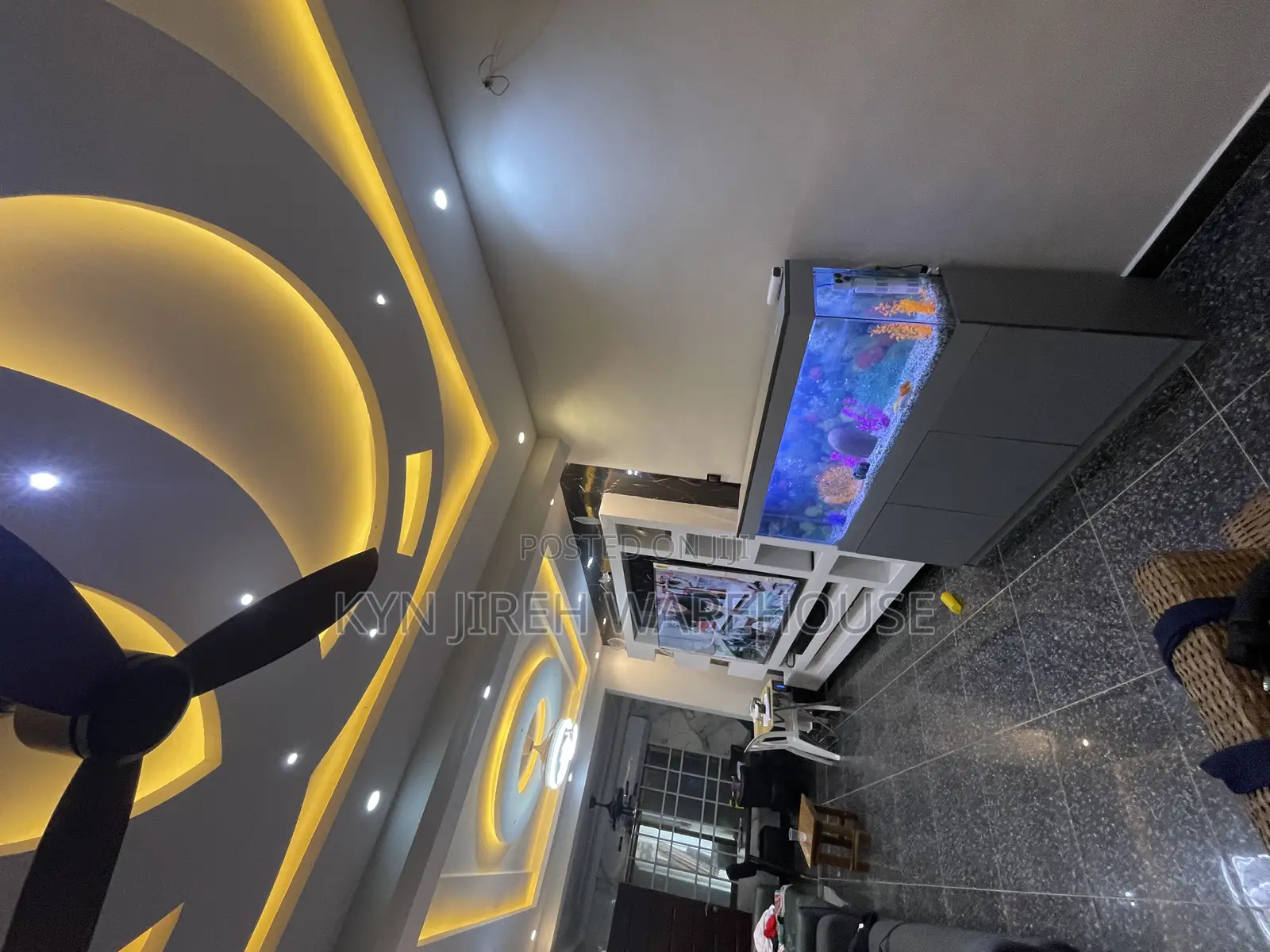 Mr Grey Aquarium With 15 Fishes