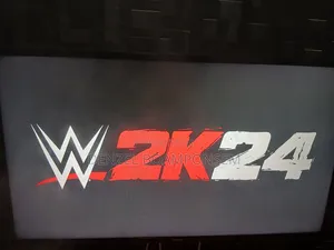 Ps4 With 10 Games and a Controller