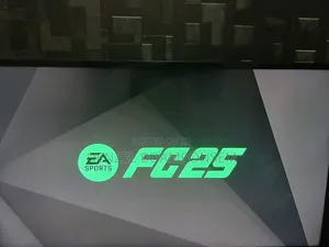 Ps4 With 10 Games and a Controller