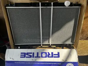 Honda Cr-v 2016 2017 2018 2019 2020 Radiator/Tank