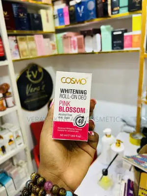 Cosmo Whitening Roll On