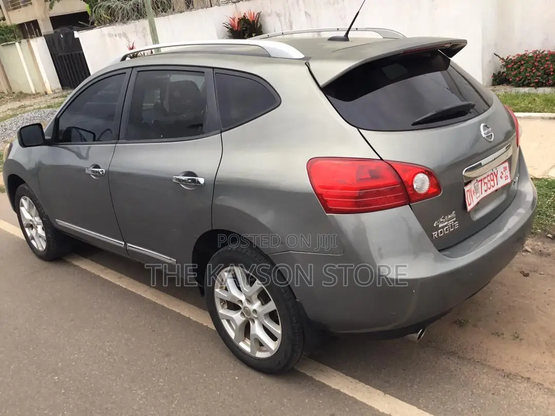 Nissan Rogue for Rent