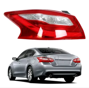 2016- 2018 Nissan Altima Outer Side Tail Light