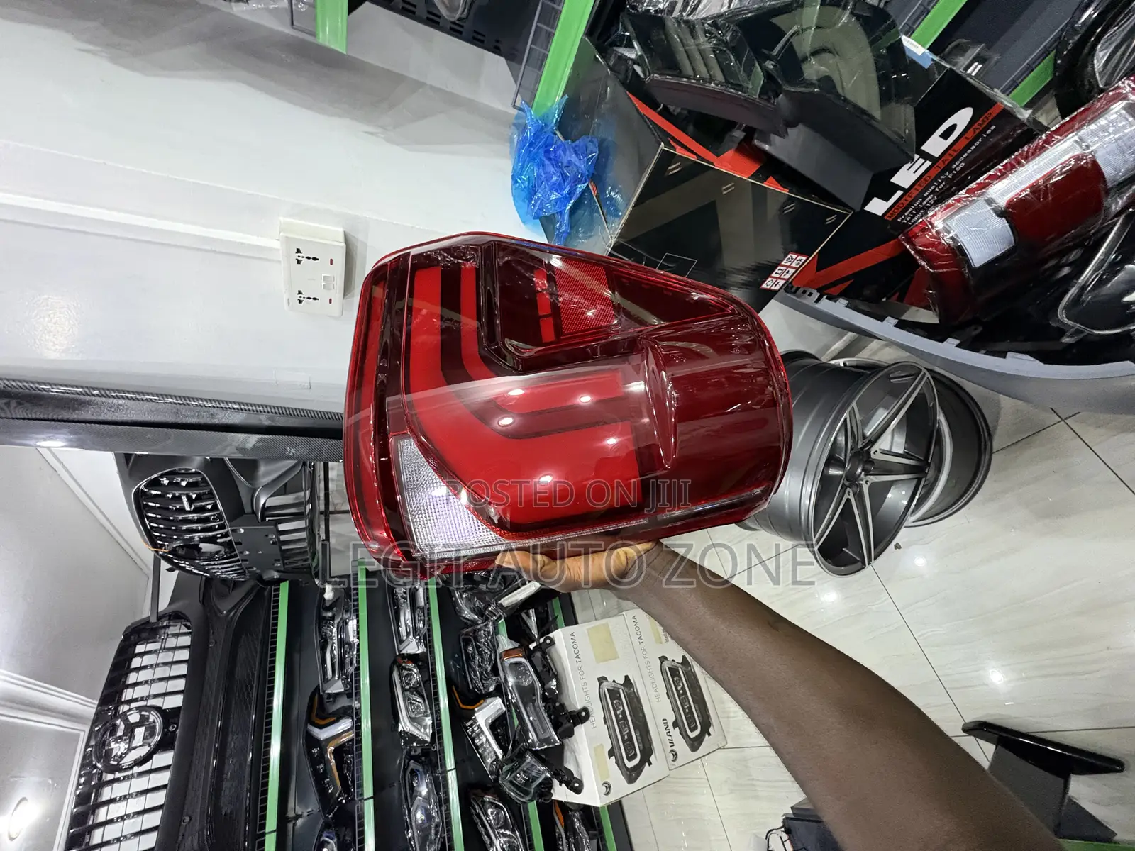 Ford F150 2021,2022,2023, Spec Taillights Available