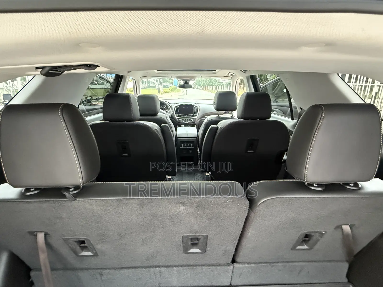 Chevrolet Traverse Premier AWD 2019 Gray