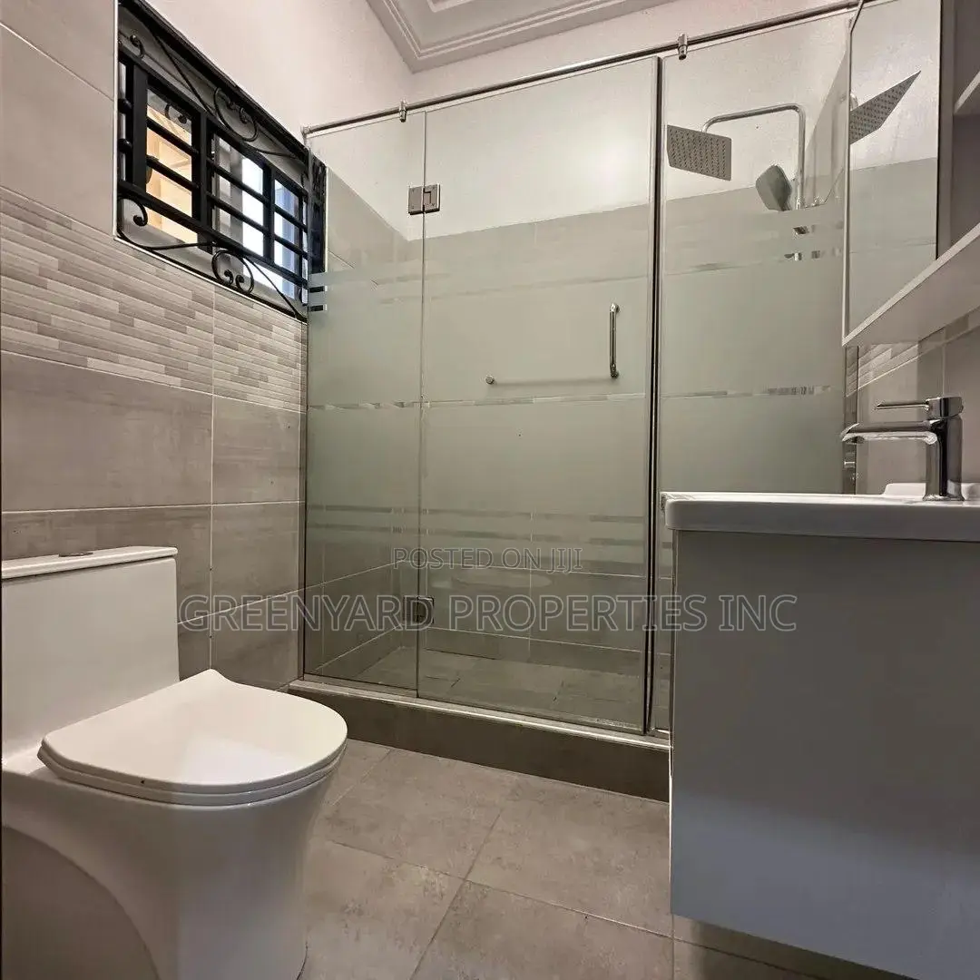 4bdrm House in Hills, East Legon for sale