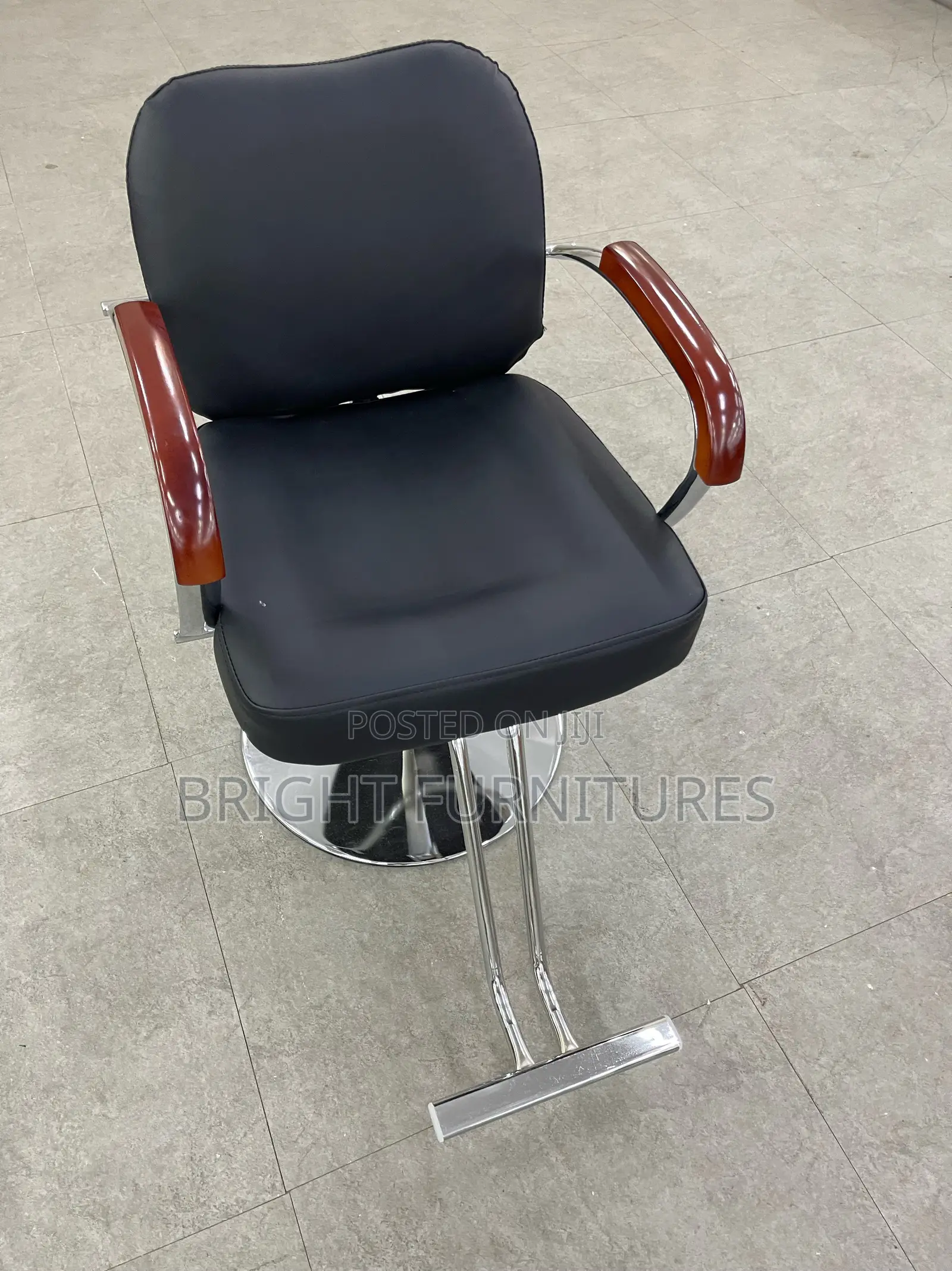 Barbering Chair( Salon Chair)