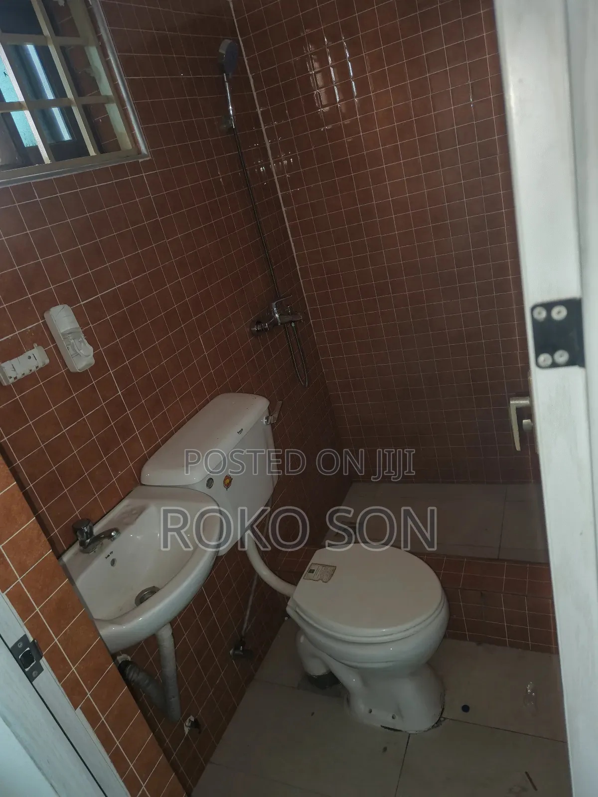 2bdrm Duplex in Dr Roko, Dome for rent