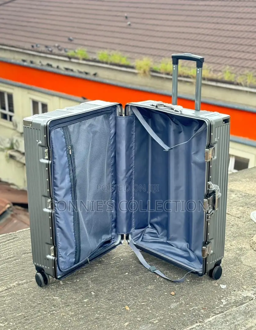 Suitcase 24 Inches