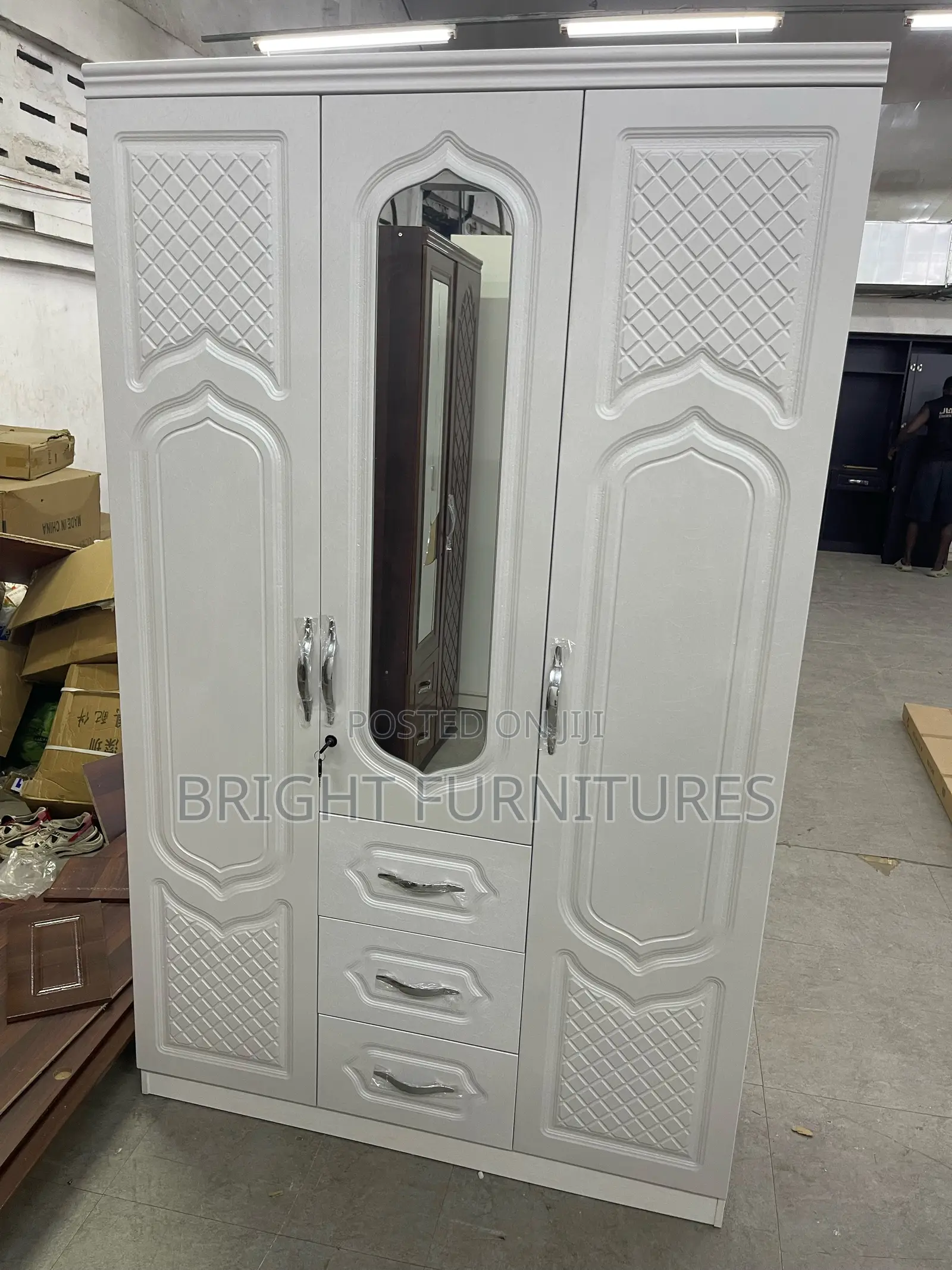 Wardrobe( 3doors)