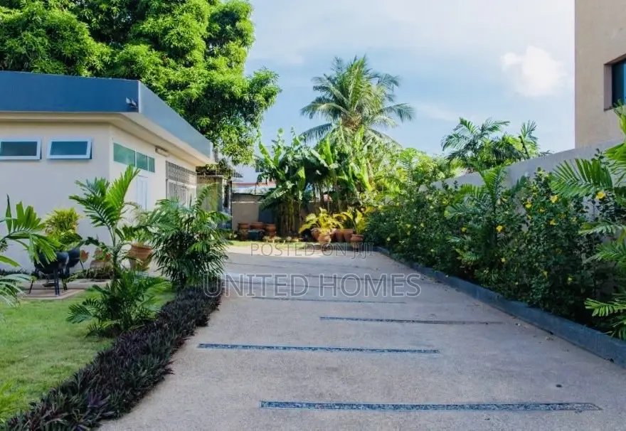 Furnished 4bdrm House in North Ridge for rent