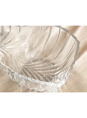 38cm Megan Glass 3 Section Cookie Holder - Transparent. Ehx1100