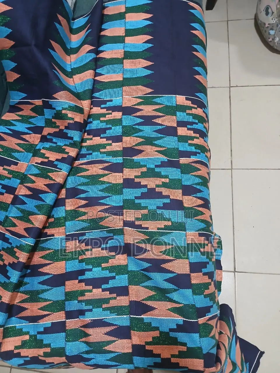 Shaker Cloth Ceramic