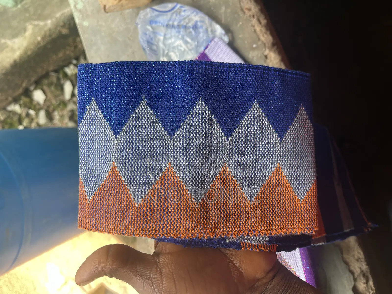 Shaker Cloth Ceramic