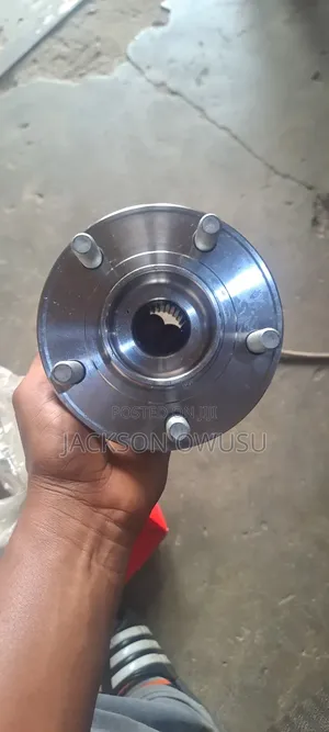 Ford Escape 2014 4×4 Back Hub Bearing