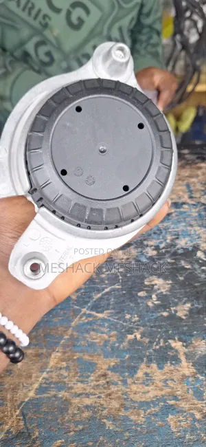Benz C300 Engine Seat