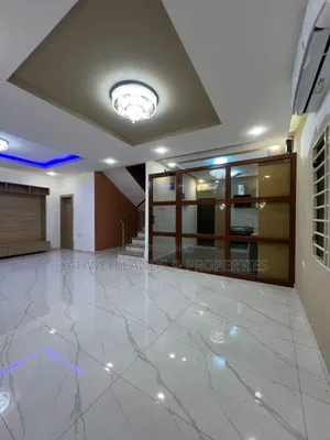 3bdrm House in Hfc Estate, Spintex for sale