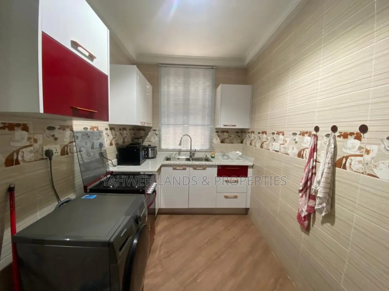 3bdrm House in Hfc Estate, Spintex for sale